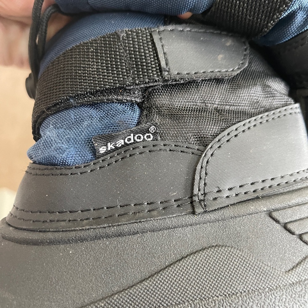 Kids Black and Blue Winter Boots - Picture 4 of 5